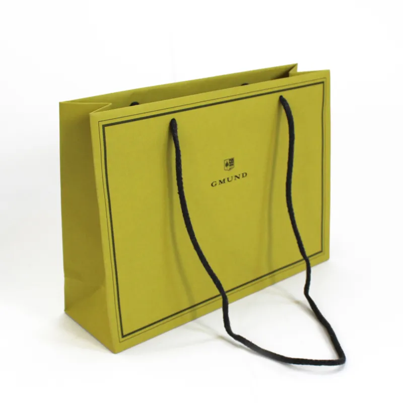 Bolsa-carton-base-dura-con-cordon